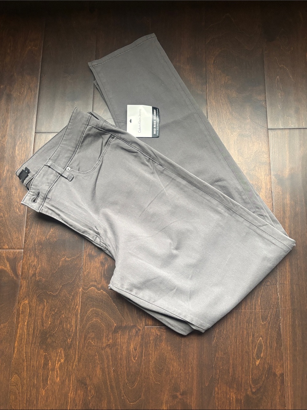 Calvin Klein Jeans Women’s Grey Skinny Jeans